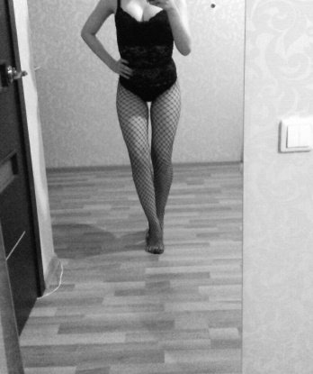 У меня есть опыт, который поможет найти ключ к твоим сокровенным желаниям. В Москве живу уже давно, знаю город как свои пять пальцев и с удовольствием проведу тебя по его самым секретным уголкам. Ты заслуживаешь только лучшего, и я готова предоставить тебе незабываемые встречи и элитный сервис. У меня есть обворожительное фото, которое только подогреет твою желание. Позволь себе испытать ни с чем несравнимый коктейль эмоций в моей компании. Набери номер и сделай этот день незабываемым! 🌟💋 12747, 23 года