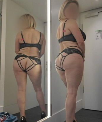 Живу в красивой Москве 🏙️ и готова подарить тебе незабываемые моменты наслаждения. Мои услуги – это искусство соблазнения, ощущение неповторимой связи и удовольствие безграничных возможностей. Я истинная мастерица в искусстве массажа 💆♀️ и могу расслабить твое тело до предела. Со мной ты почувствуешь себя привилегированным и особенным, ведь мое внимание будет полностью сосредоточено только на тебе. Мои отзывы говорят сами за себя – клиенты оценили мою страсть и умение создавать пикантную атмосферу. В моих фото ты увидишь всю раскрепощенную красоту и сексуальность, которую я готова подарить. Встречайся со мной и окунись в мир чувственных наслаждений 💋. 5827, 39 лет